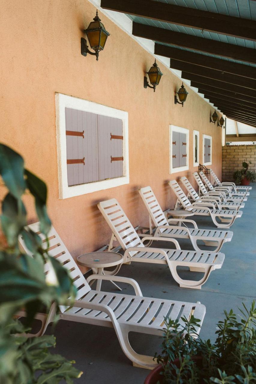 Channel Islands Inn Oxnard Exteriör bild