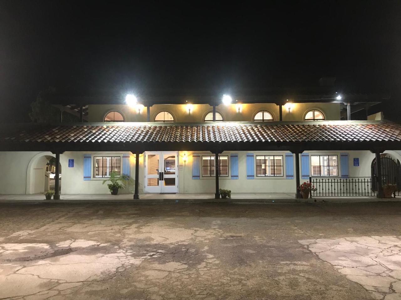Channel Islands Inn Oxnard Exteriör bild