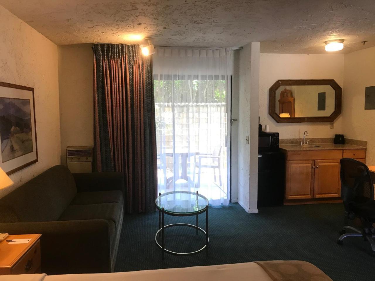 Channel Islands Inn Oxnard Exteriör bild