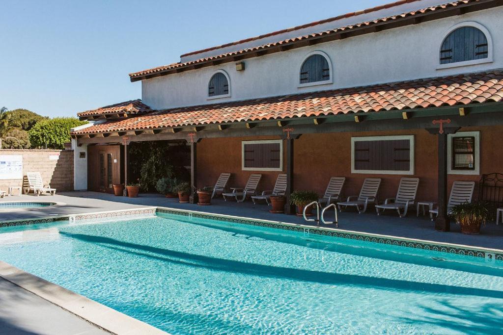 Channel Islands Inn Oxnard Exteriör bild